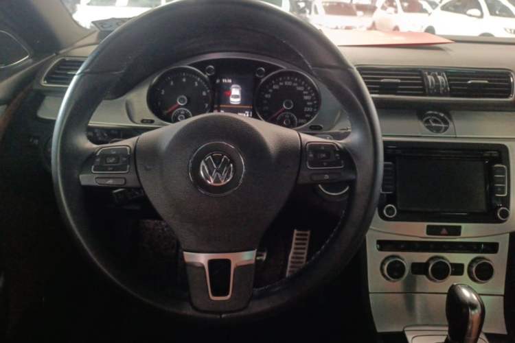 Used Volkswagen FAW-Volkswagen CC 2015 2.0 TSI Ultimate Model