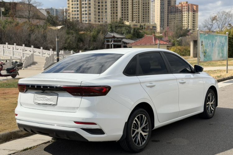 Used Geely Auto Emgrand 2023 4th Generation Champion Edition 1.5L CVT Luxury Model
