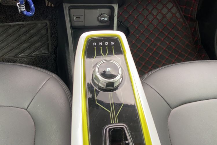 Used CHANGAN OSHAN Benni E-Star 2022 Charming Edition Colorful Model Lithium-Ion Battery
