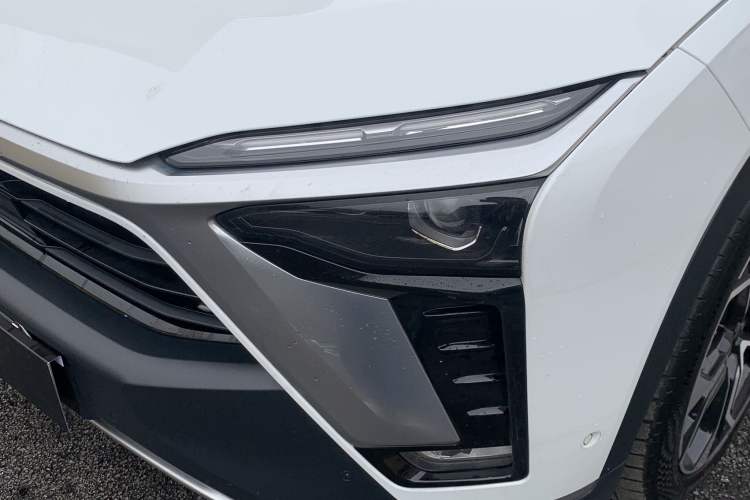 Used Nio ES8 2020 580 km Signature Edition 7-Seater Version Left Front Headlight