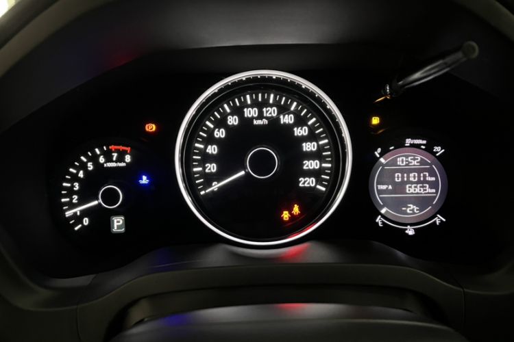 Used Honda Vezel 2020 1.5L CVT Pioneer Edition