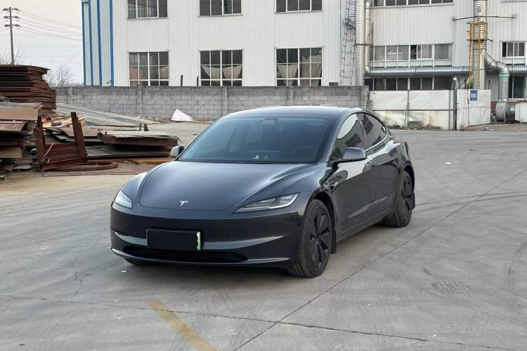 Used Tesla Model 3 2025 Rear-Wheel-Drive Version