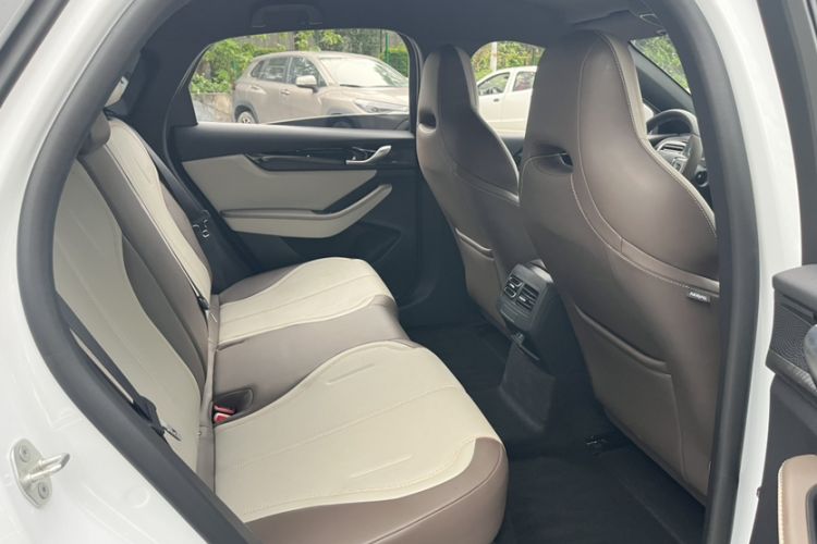 Used BYD Qin PLUS 2024 HONOR Edition DM-i 55KM Leading Model
