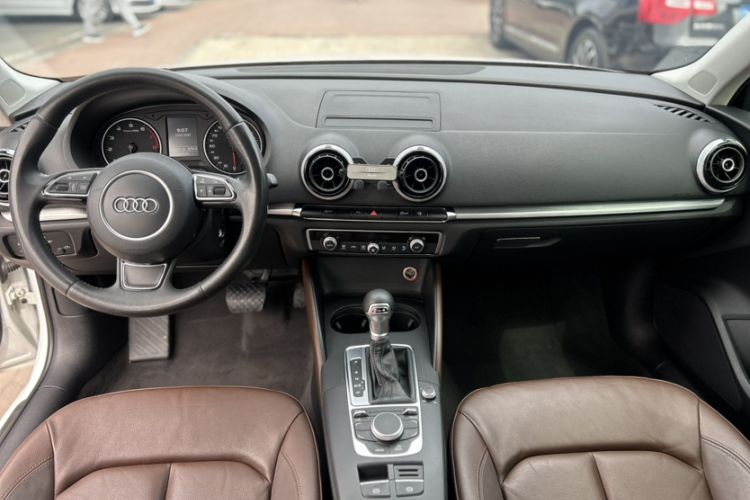 Used Audi A3 2015 Limousine 35 TFSI Millionth Anniversary Comfort Model Interior 1