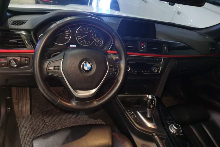 Used BMW 4 Series 2014 420i Convertible Luxury Design Package

