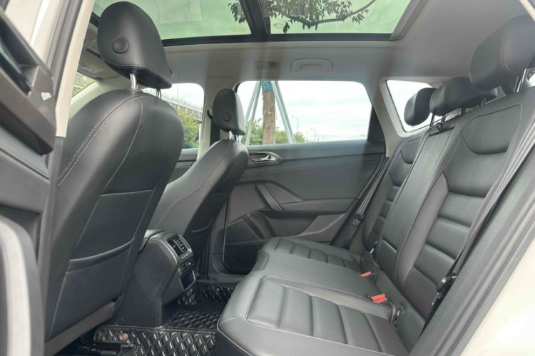 Used Volkswagen Tharu 2021 330TSI All-Wheel Drive Luxury PLUS Version
