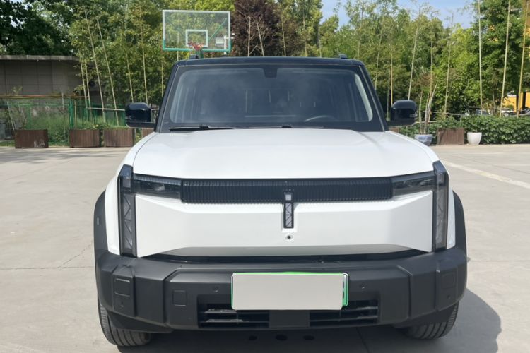 Used iCAR 03 2024 401km Two-Wheel Drive Standard Advanced Version Exterior 4