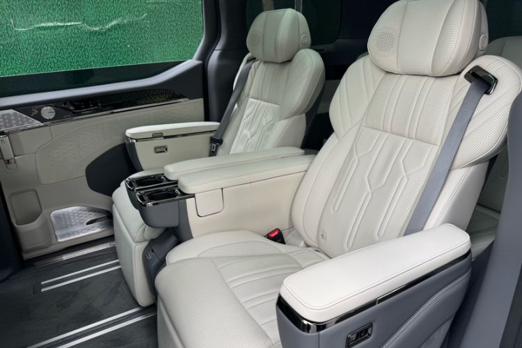 Used Zeekr 009 2022 WE Edition
