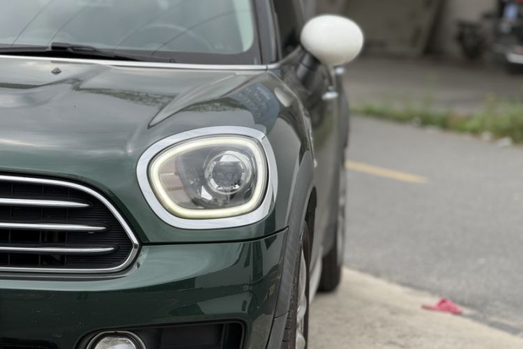 Used MINI Countryman 2017 1.5T COOPER ALL4 Traveler Exterior 6