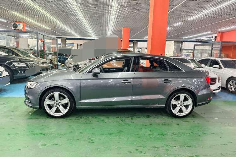 Used Audi A3 2019 Limousine 35 TFSI Style Edition China VI Emission Standard
