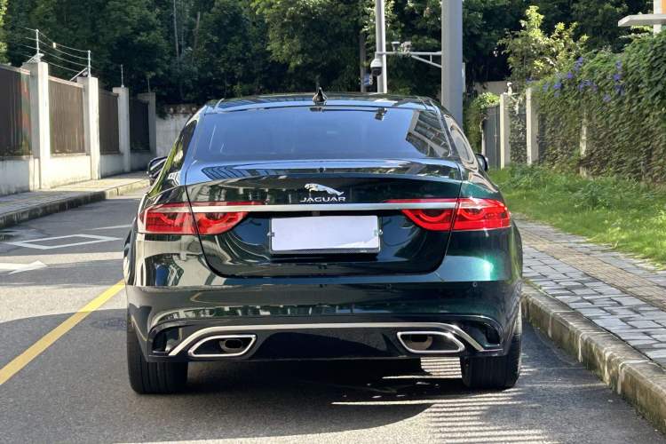 Used Jaguar XFL 2023 XFL 2.0T P250 Two-Wheel-Drive Luxury Deluxe Edition