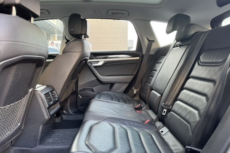 Used Volkswagen Touareg 2019 2.0 TSI Flagship Edition China VI
