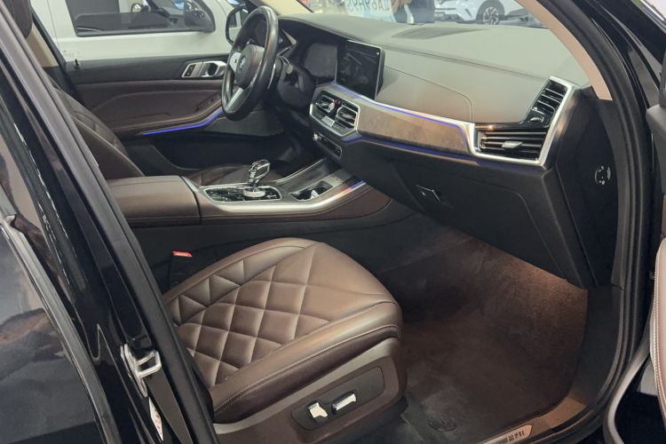 Used BMW X5 2022 Restyled xDrive 30Li Luxury Version M Sport Package