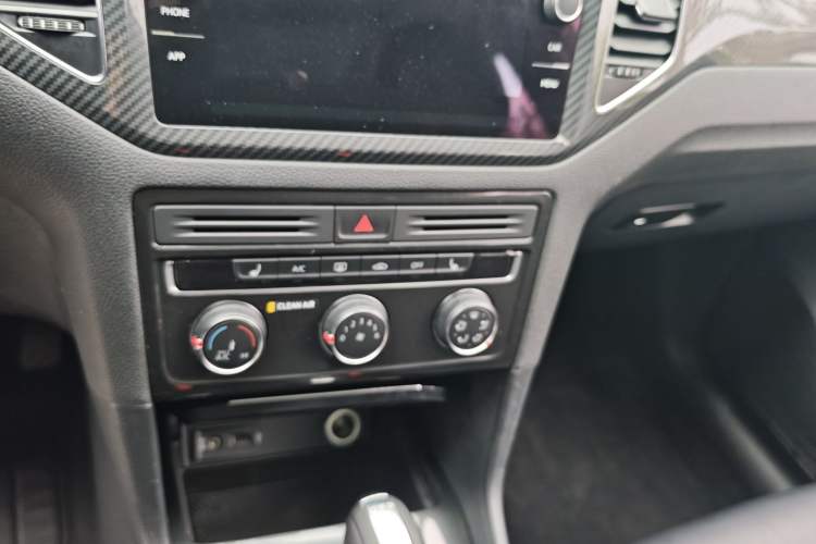 Used Volkswagen Golf Sportsvan 2018 280TSI Automatic Luxury Model Exterior 5