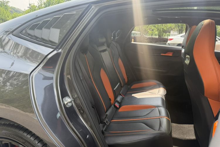 Used CHANGAN UNI-V 2024 1.5T Prestige Sport Edition Interior 9