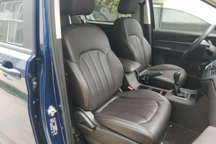 Used BAW Ruisheng Ace M7 2023 2.0L Long-wheelbase Business Version 7 Seats
