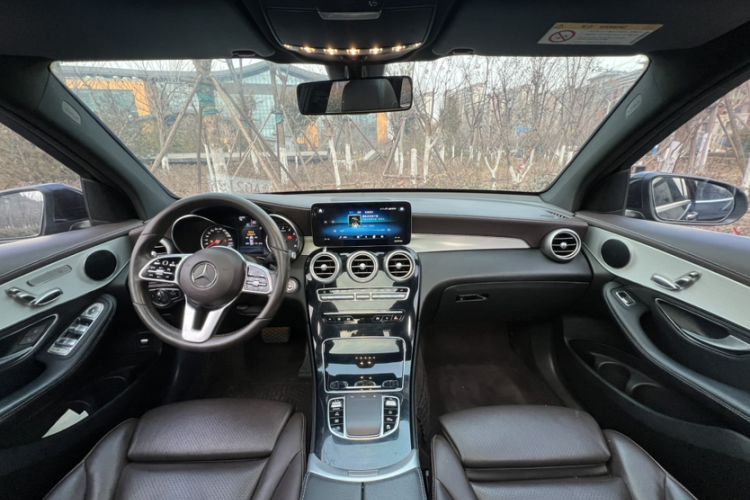 Used Mercedes-Benz GLC 2020 GLC 260 L 4MATIC Dynamic Model
