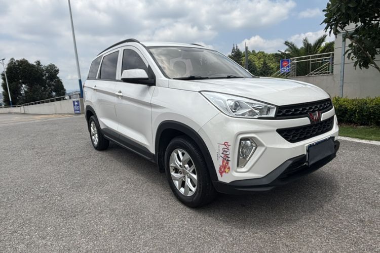 Used Wuling Hongguang S3 2019 1.5L Manual Standard Version China VI Standard