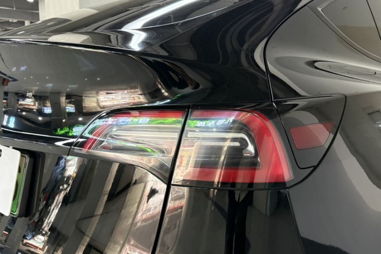 Used Tesla Model Y 2022 Rear-Wheel-Drive Version