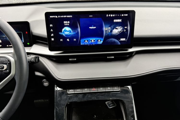 Used Haval H6 2024 1.5T Two-Wheel-Drive Classic Edition
