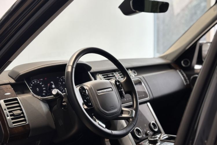 Used Land Rover Range Rover 2021 3.0 L6 Grand Edition