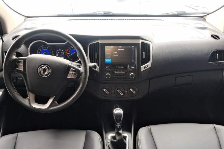 Used Dongfeng Aeolus AX3 2016 1.5L Manual ZhiKu Model
