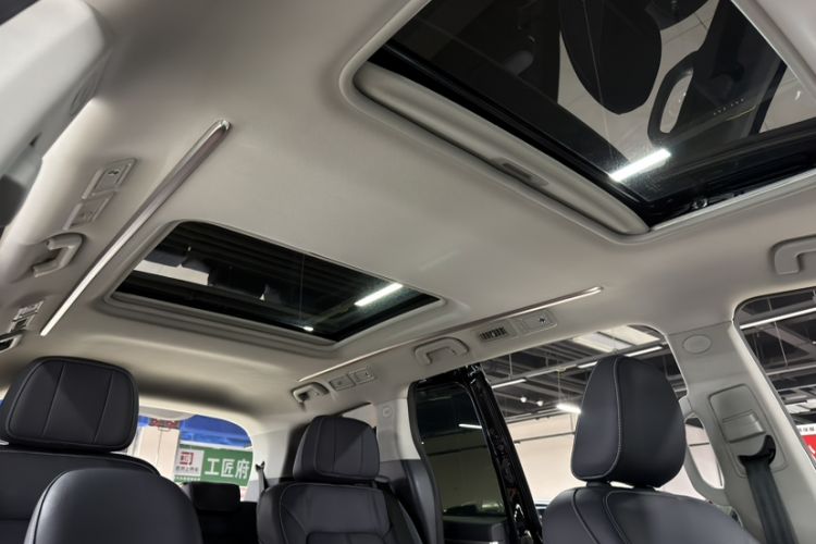 Used GAC Trumpchi M8 2021 Lingxiu Series 390T Ultimate Edition Interior 8