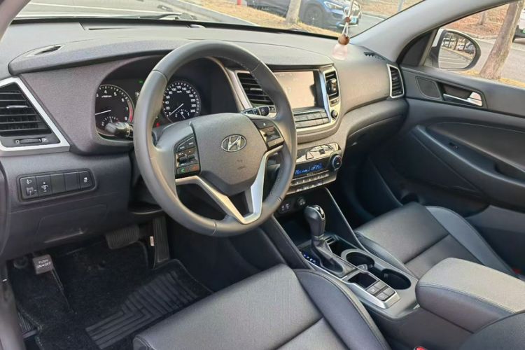 Used Hyundai Tucson 2015 1.6T Dual-Clutch Two-Wheel-Drive Smart Model