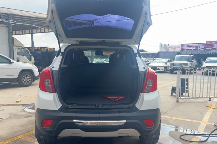 Used Buick Encore 2015 1.4T Automatic Two-Wheel Drive Urban Elite Version Exterior 6