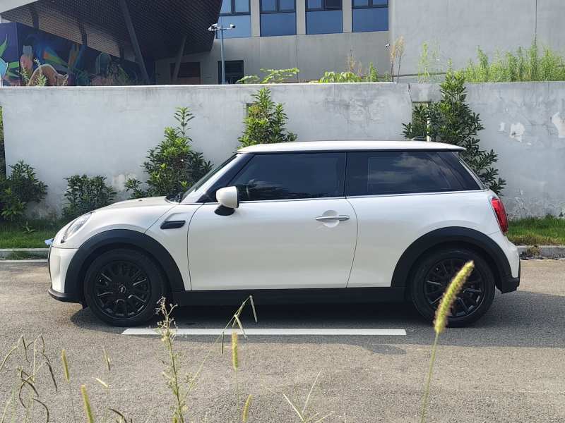 Used MINI 2023 1.5T ONE — 29