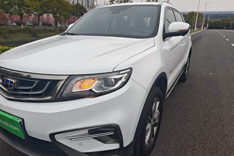 Used Geely Auto Emgrand X7 Sport 2018 1.8TD Automatic Two-Wheel Drive Smart 4G Connected Version Left Front Headlight