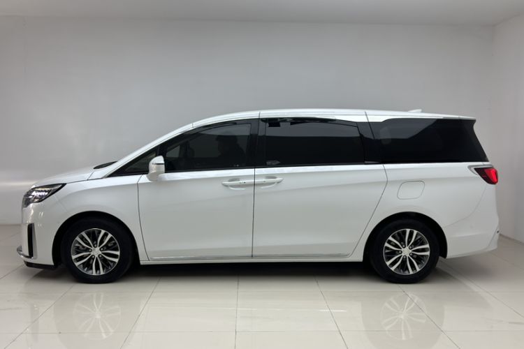 Used Buick GL8 2023 ES Lu Zun Deluxe Model
