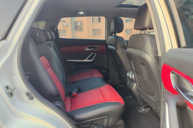 Used JAC Refine S7 2017 2.0T Automatic Luxury Model
