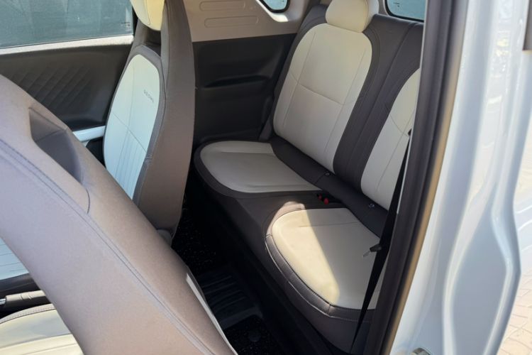 Used Geely Galaxy Panda 2025 210km Panda Kart Interior 5