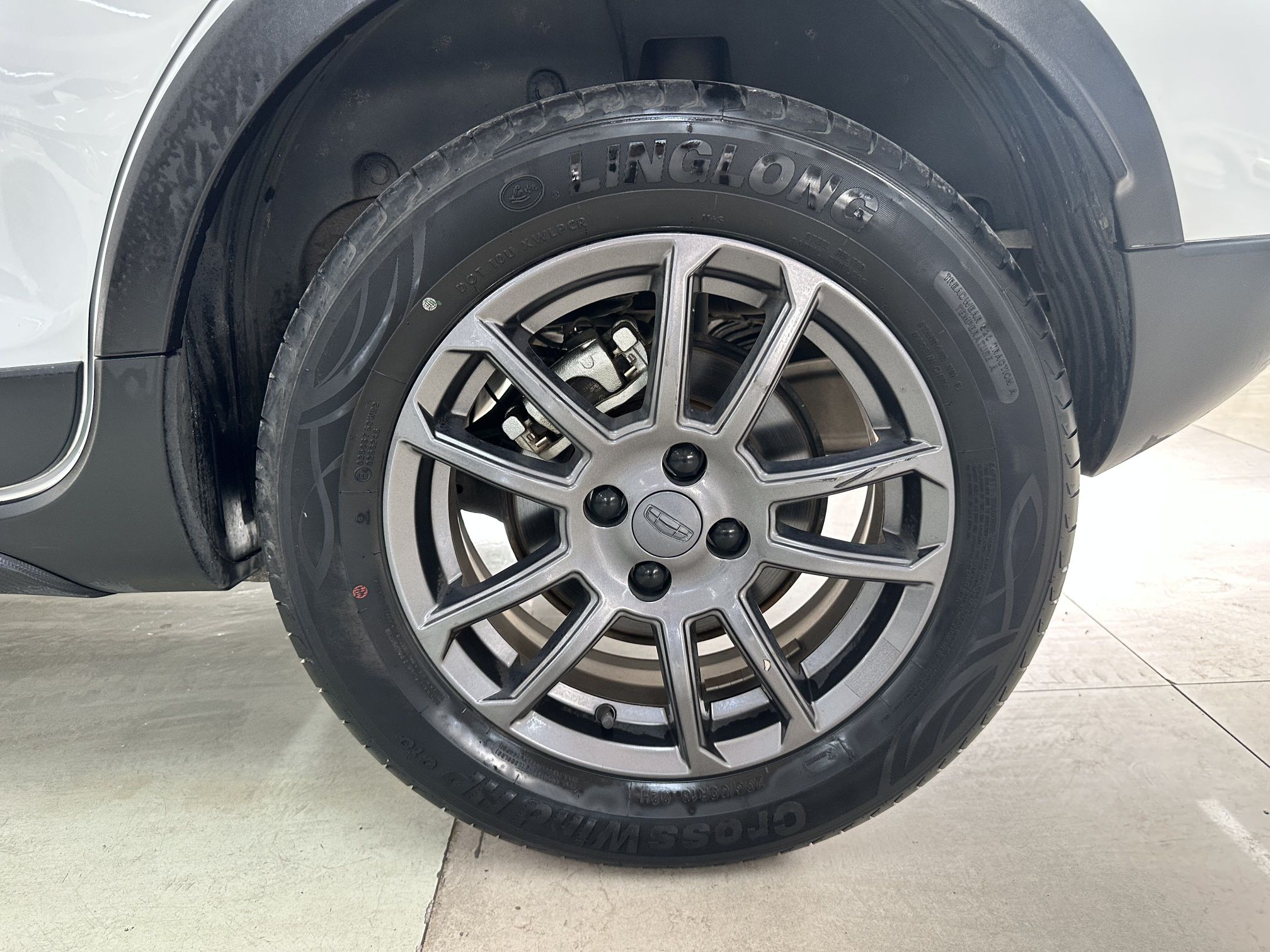 Geely Auto Vision X3 2021 PRO 1.5L CVT Deluxe Model — снимка 7