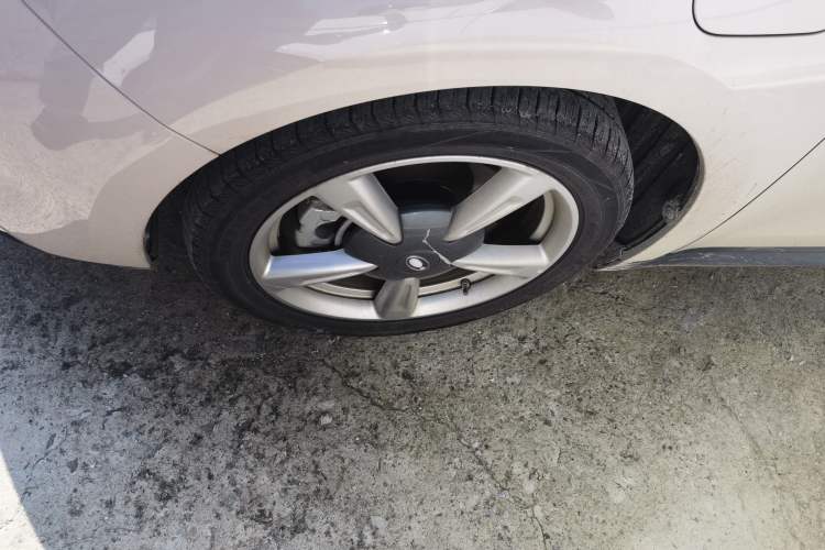 Used ORA Good Cat 2023 401 km Standard Range Prestige Version Lithium Iron Phosphate
