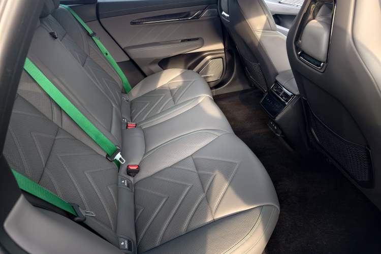 Used Zeekr 001 2023 WE Edition 100 kWh Interior 3