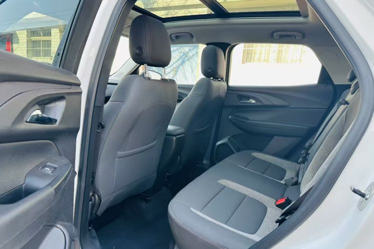 Used Chevrolet Trailblazer 2019 435T Redline CVT Two-Wheel Drive Chirui Version China VI Standard Interior 3