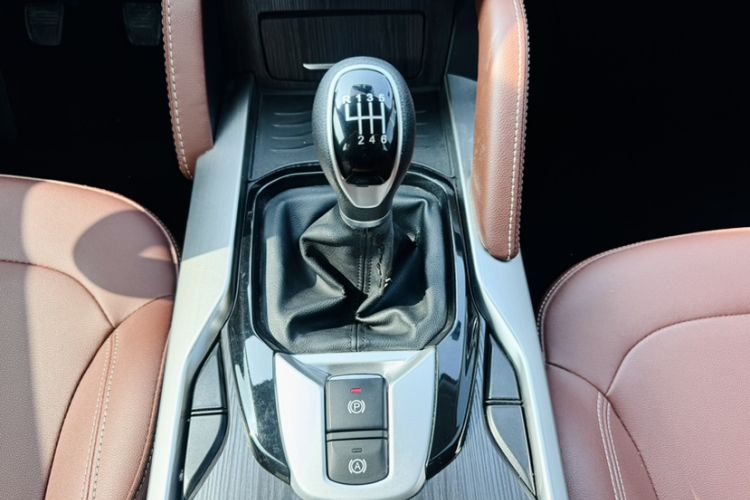 Used Brilliance V6 2018 1.5T Manual Luxury Model
