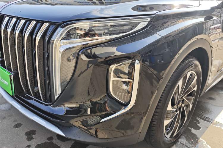 Used Hongqi HS7 PHEV 2024 2.0T PHEV Four-Wheel Drive Flagship Edition 6 Seats
