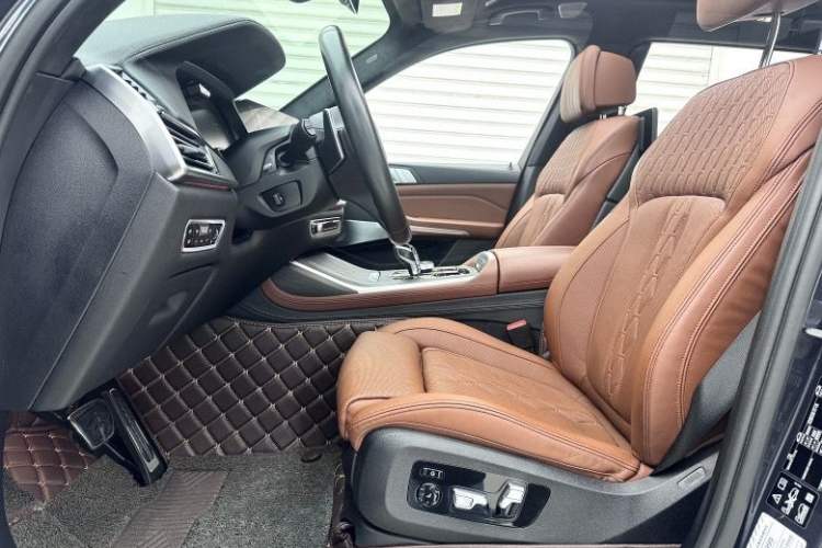 Used BMW X7 2019 xDrive40i Executive Model M Sport Package
