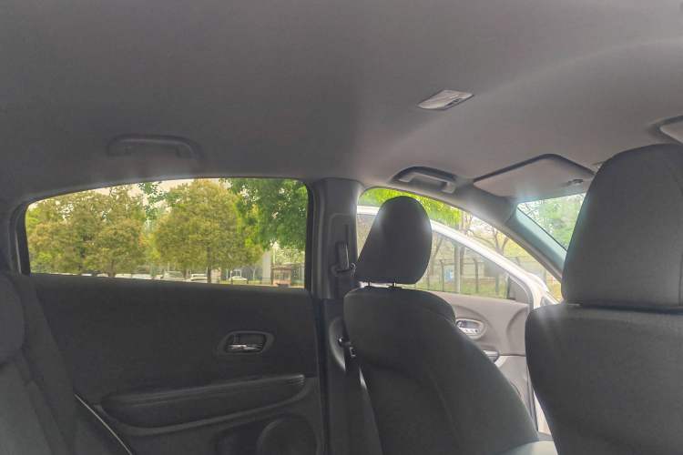 Used Honda XR-V 2020 1.5L CVT Classic Edition Interior 10