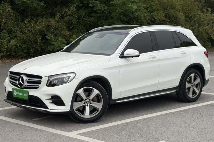 Used Mercedes-Benz GLC 2017 GLC 300 4MATIC Sport Edition Front Left 45 Deg