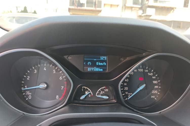 Used Ford Focus 2017 Sedan 1.6L Manual Fashion Edition Smart Drive Version