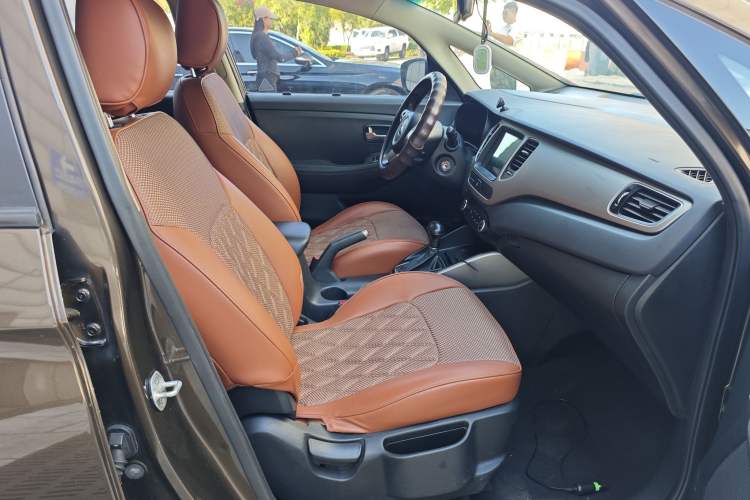 Used Kia Carens 2013 2.0L 7-Seater Automatic Standard Version China V Standard
