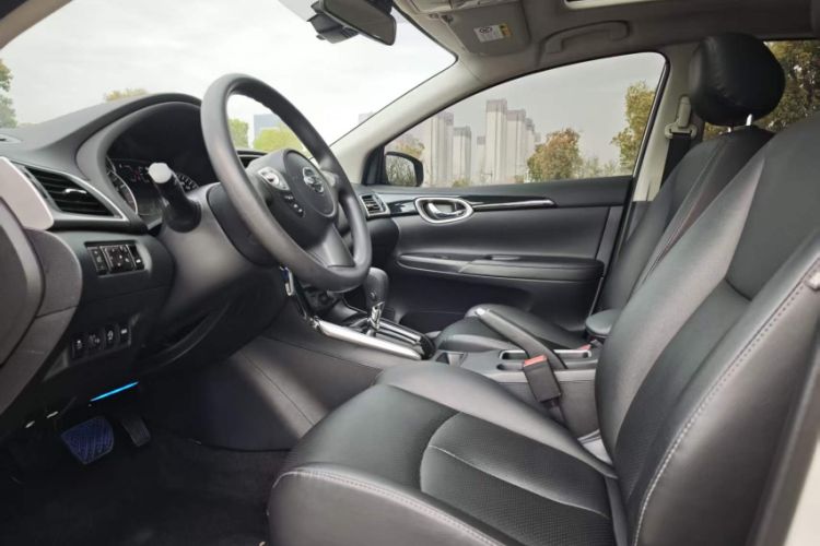 Used Nissan Sylphy 2021 Classic 1.6XL CVT Luxury Edition Interior 7