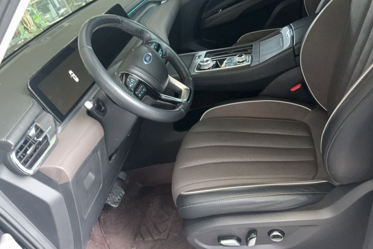 Used Ford Equator 2023 EcoBoost 225 Premier 7-Seater (2/2/3) Left Front Seat