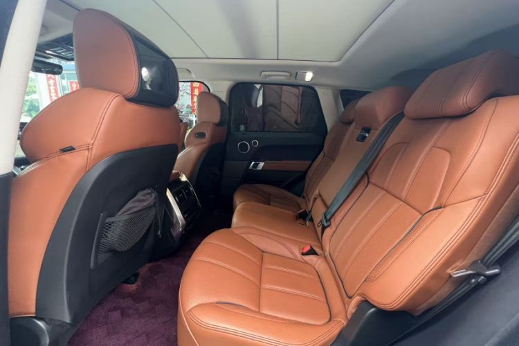 Used Land Rover Range Sport 2017 3.0 SC V6 HSE DYNAMIC Interior 8