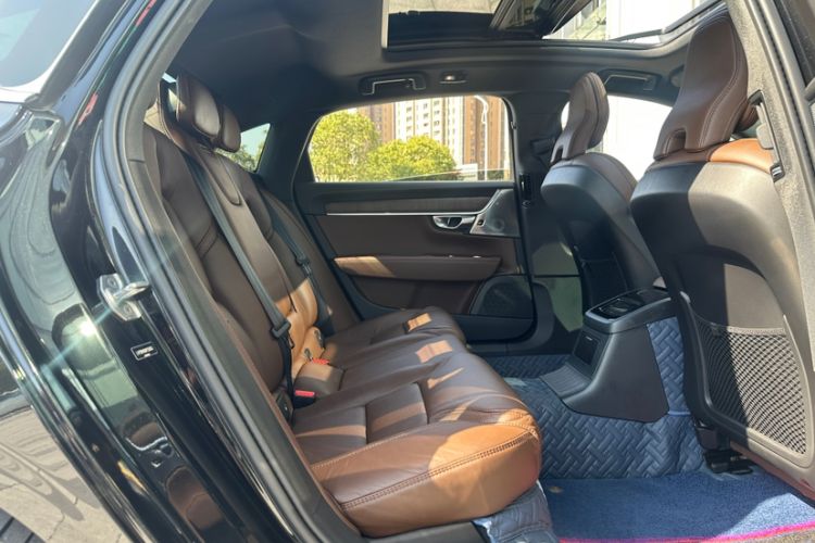 Used Volvo S90 New Energy 2022 T8 eDrive Hybrid Luxury Edition