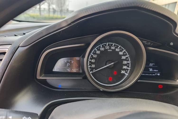 Used Mazda 3 Axela 2017 Sedan 1.5L Automatic Comfort Model Emission Standard China V